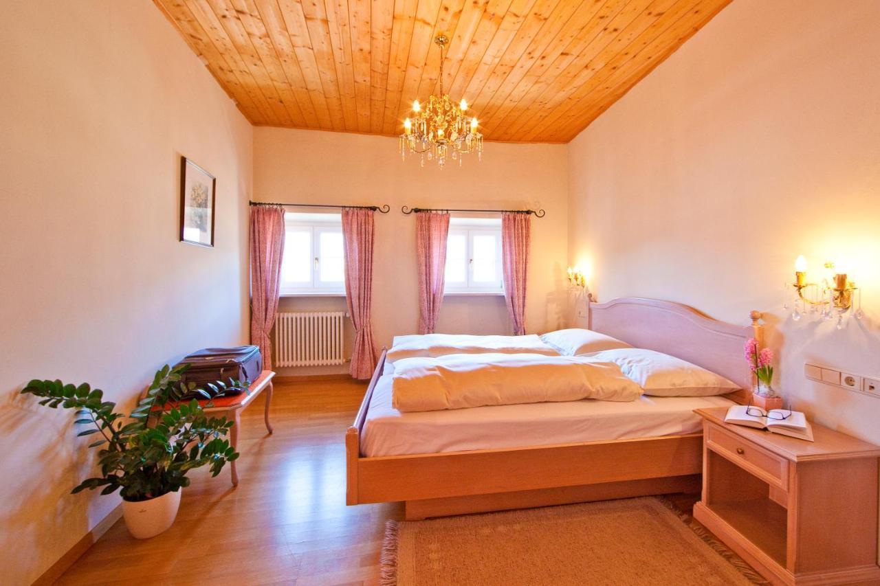 Hotel Elefant Ora / Auer Ngoại thất bức ảnh