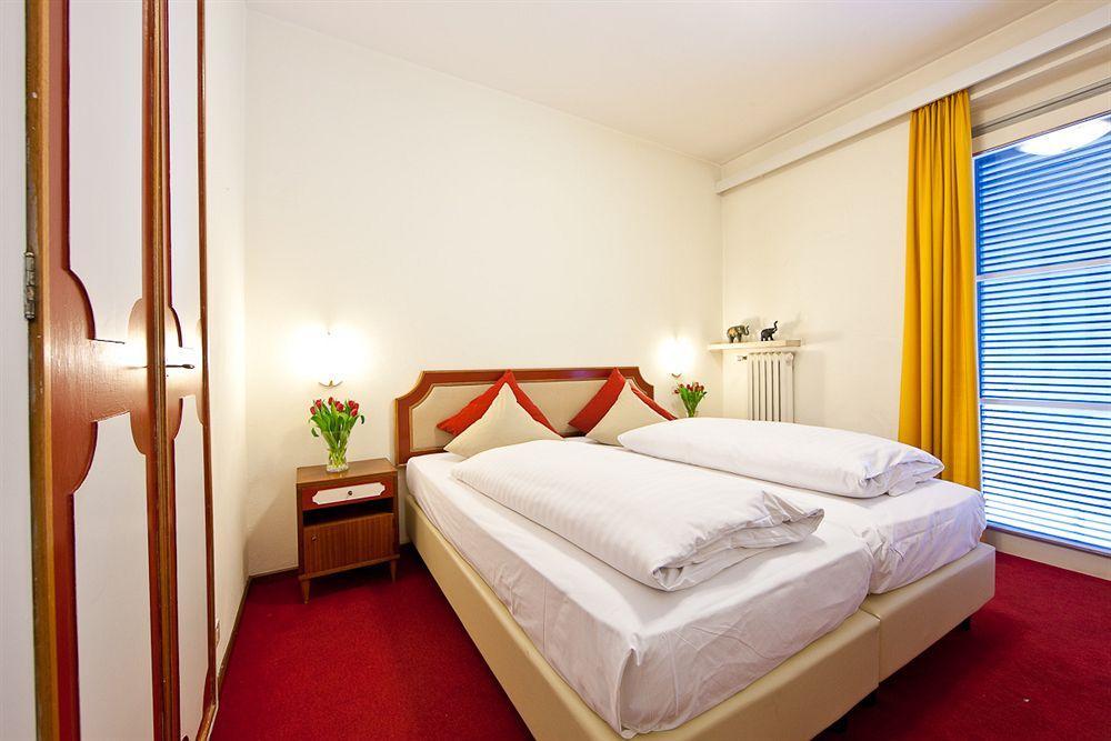 Hotel Elefant Ora / Auer Ngoại thất bức ảnh